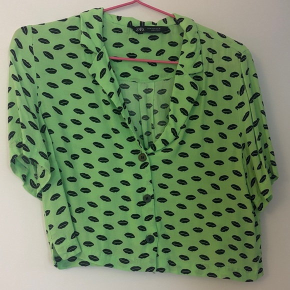 Zara Tops - Zara Lime Blouse with Black Lip Pattern